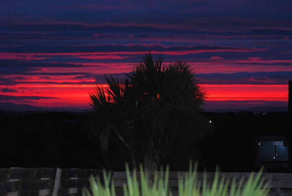 Beautiful One Bed With Stunning Sea View Leilighet Waterford Eksteriør bilde